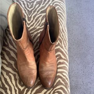 Chloe Western style booties Size 8.5